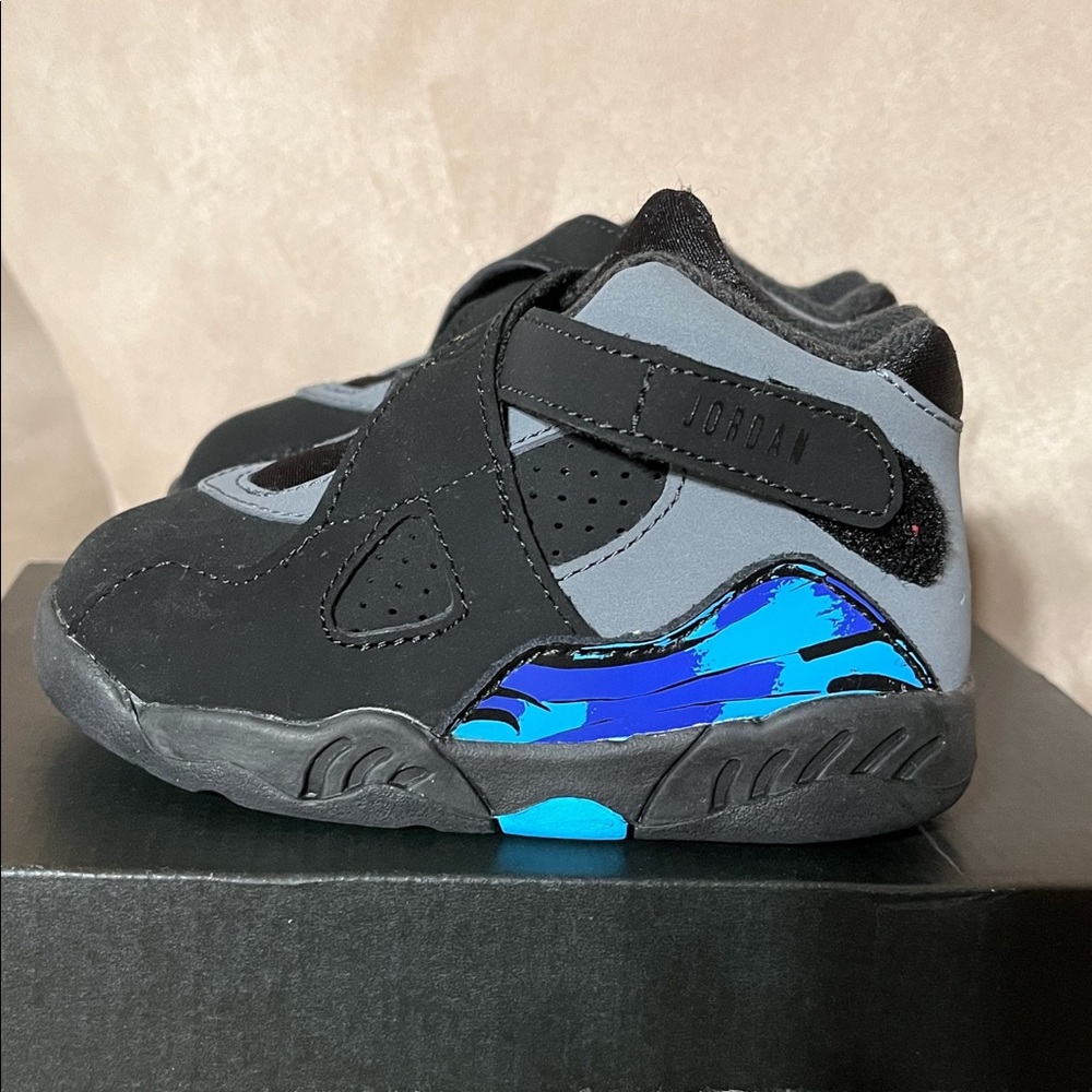 Jordan 8s